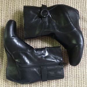 Natural Sole Vegan Leather Boots